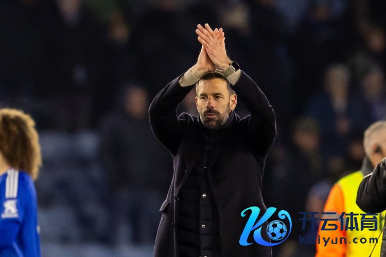 TA：前曼城素质布莱恩-巴里-墨菲将出任莱斯特城的助理素质